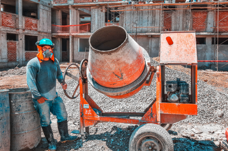 Locação de Betoneiras: Vantagens, Dicas e Tudo o Que Você Precisa Saber